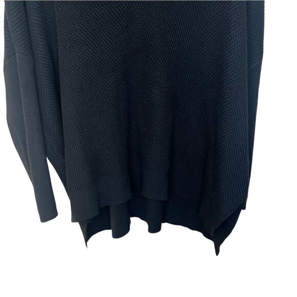 Natori Black Long Sleeve Cashmere Blend V-Neck Oversized Sweater Size Small - Picture 4 of 9